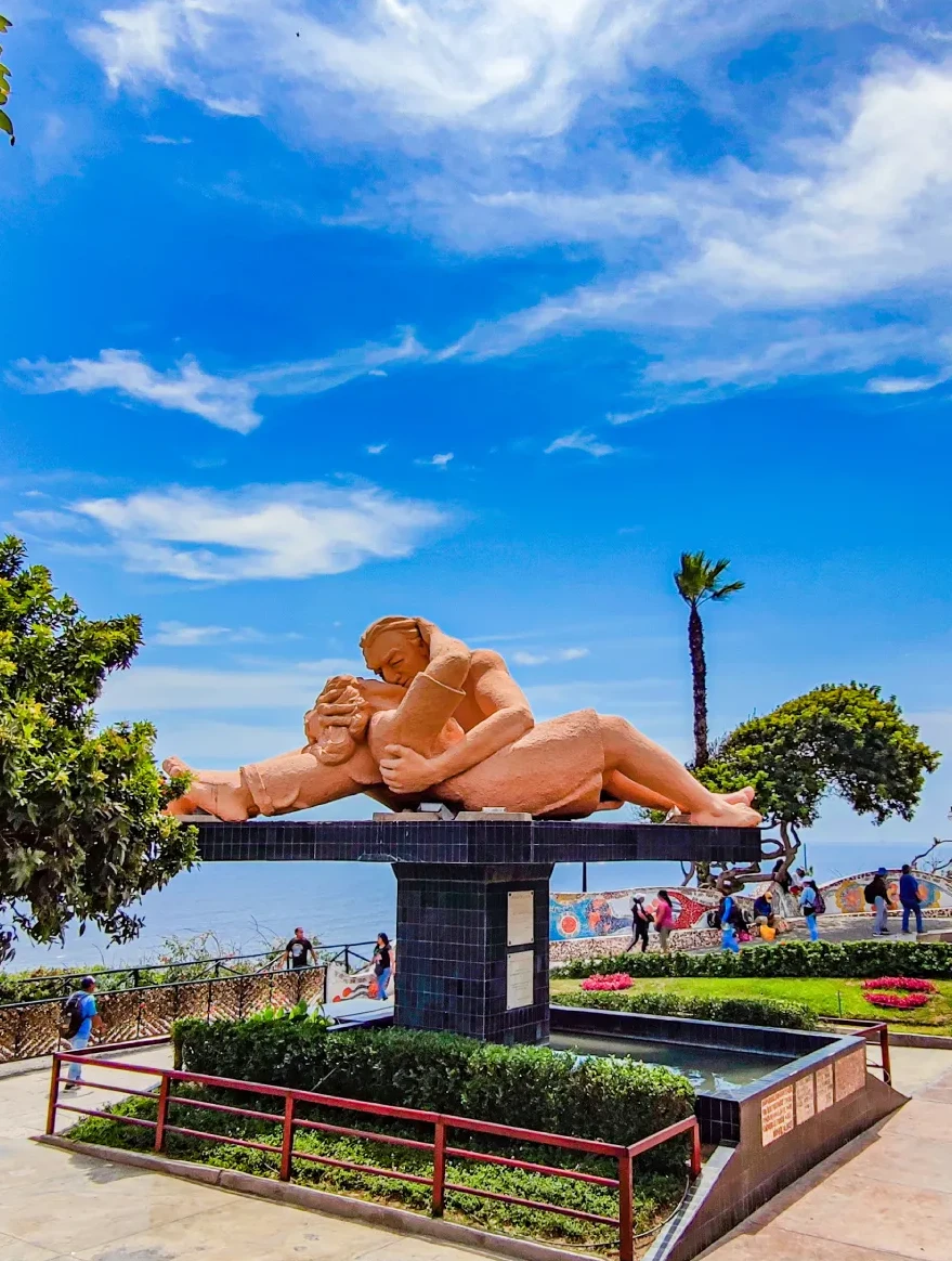parque del amor lima peru tour